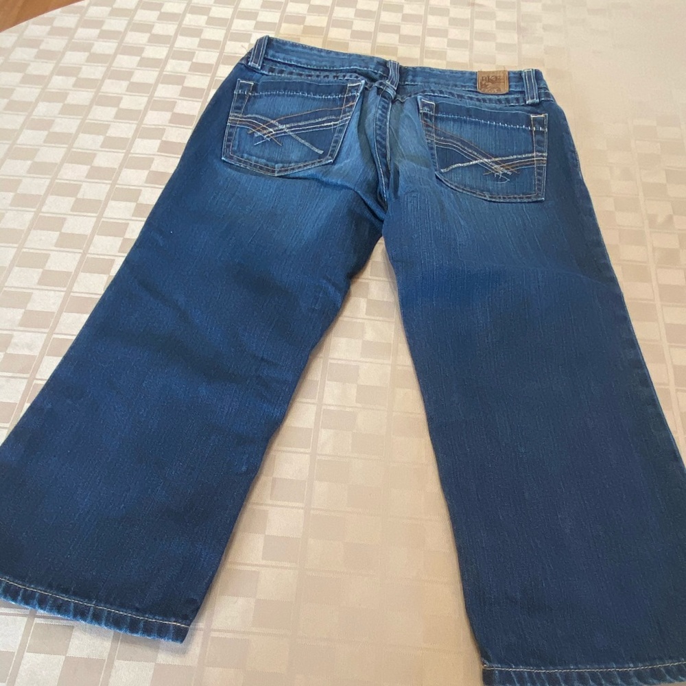 EUC BKE Bermuda Stretch Shorts Buckle Women’s Size 27 X 19 dark wash Low Rise.